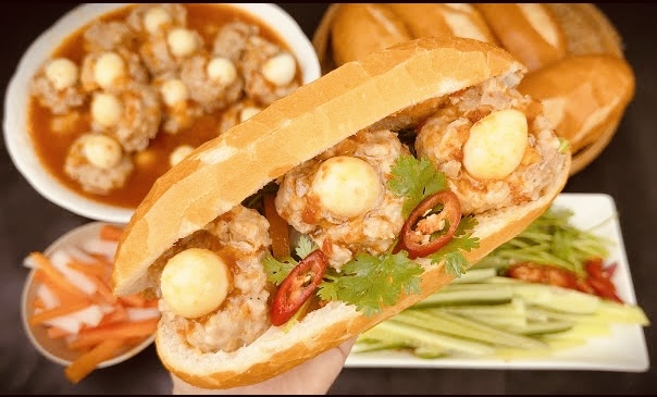 Bánh mì xíu mại · Saigon meatballs