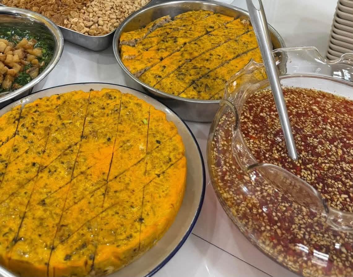 Chả trứng hấp & nước mắm · steamed egg meatloaf and fish sauce